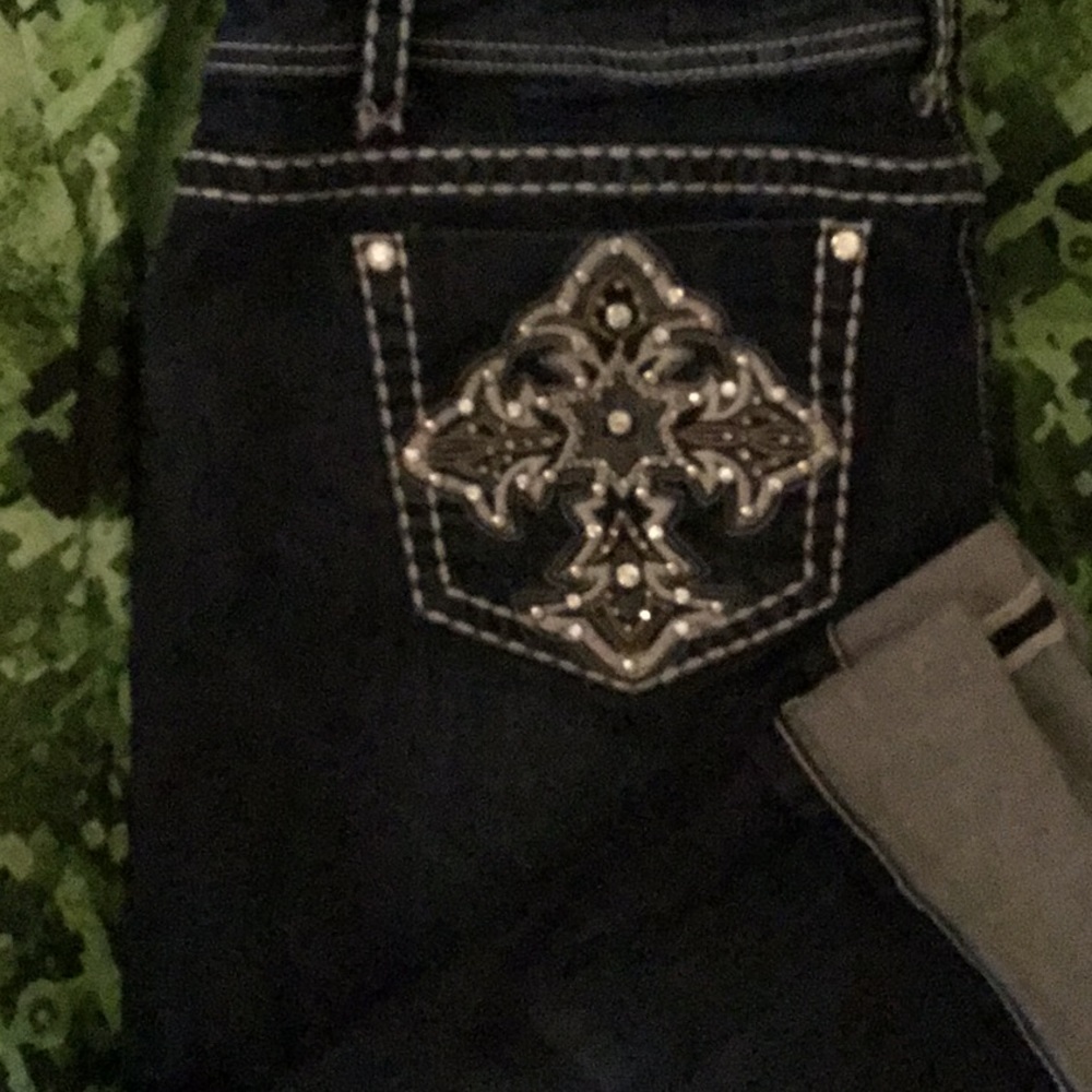 Plus size juniors jean capris